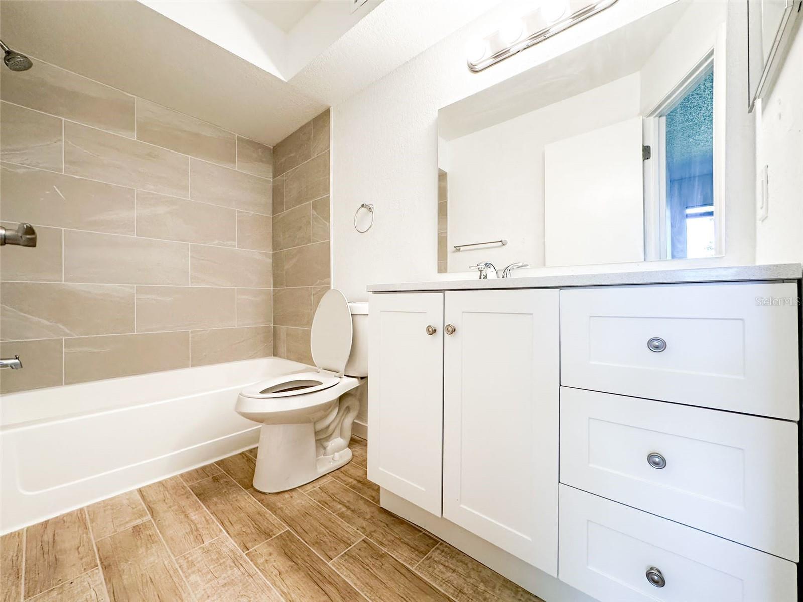 RESIDENCES/MILLENIA - Residential