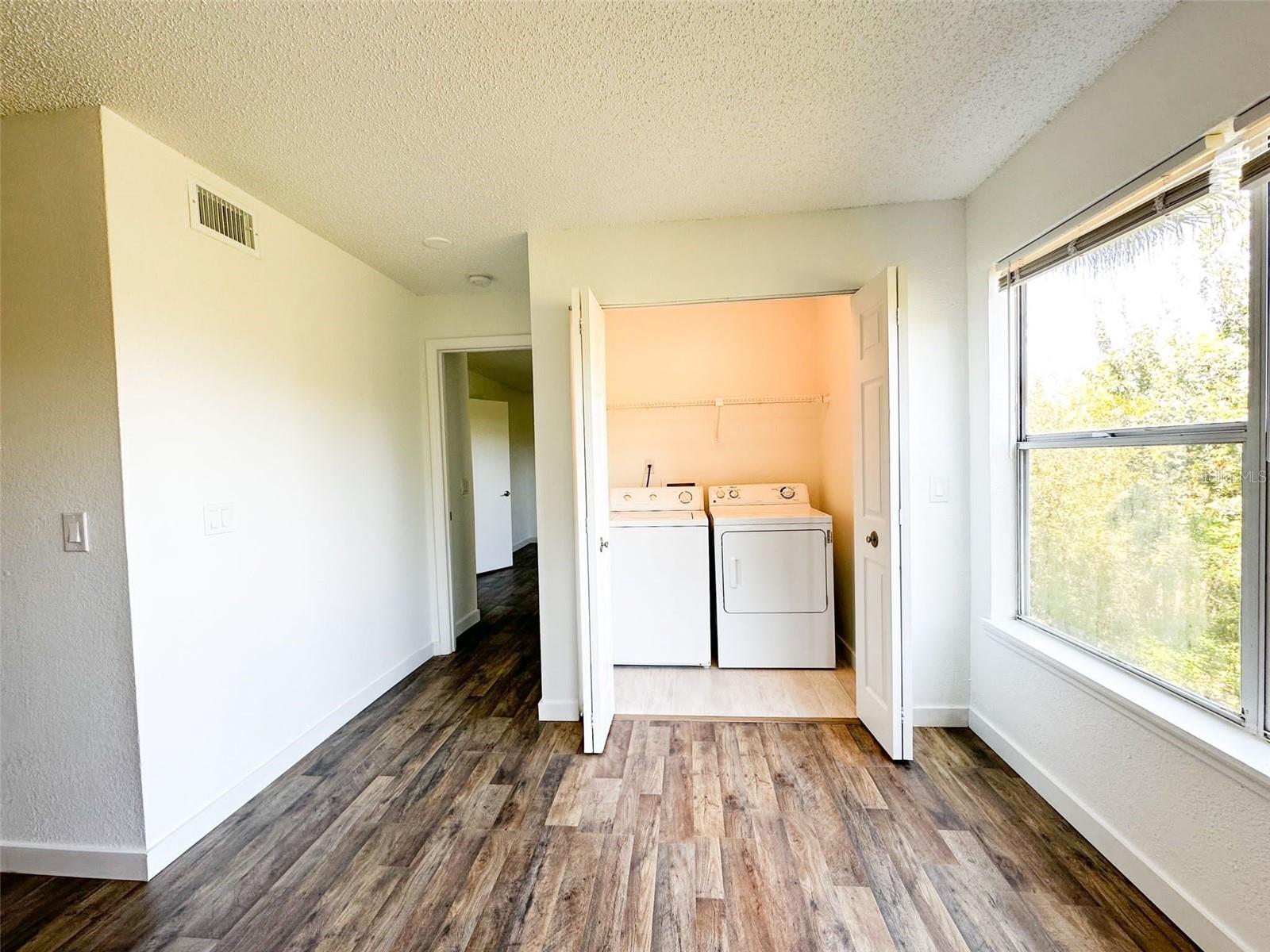 RESIDENCES/MILLENIA - Residential