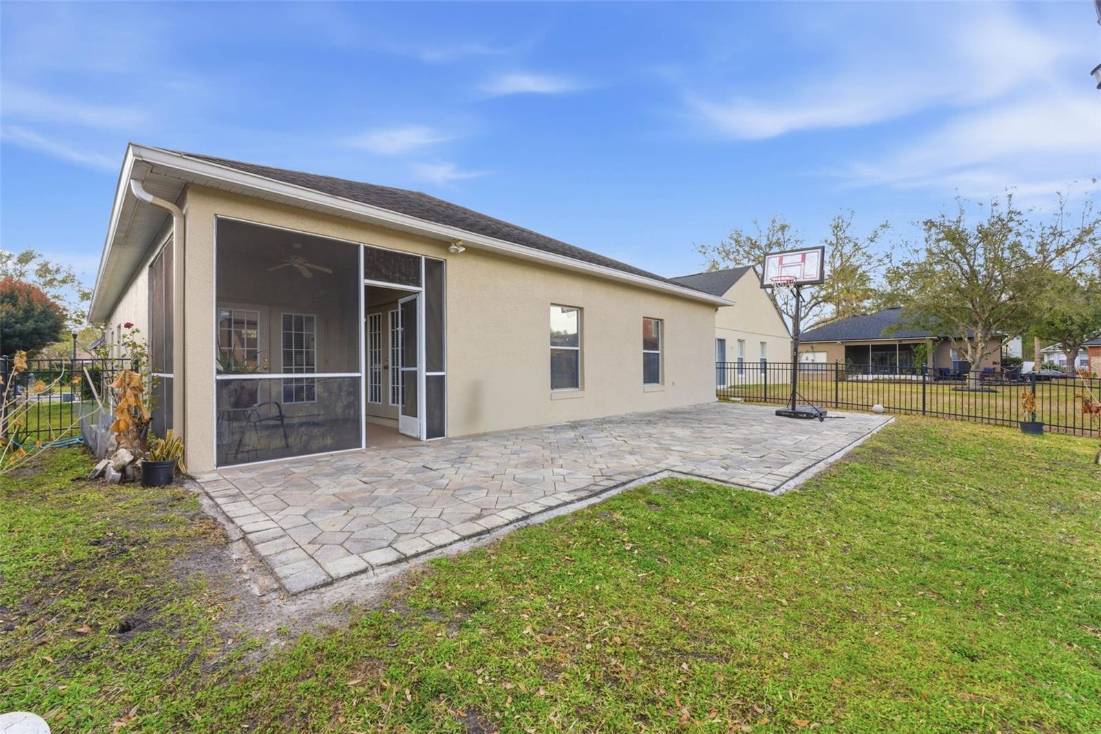 RYBOLT RESERVE PH 01 49 95 - Residential