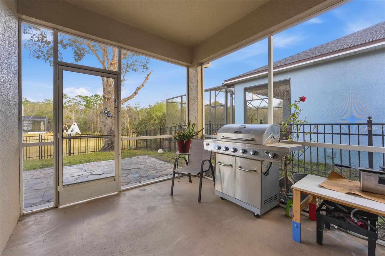 RYBOLT RESERVE PH 01 49 95 - Residential