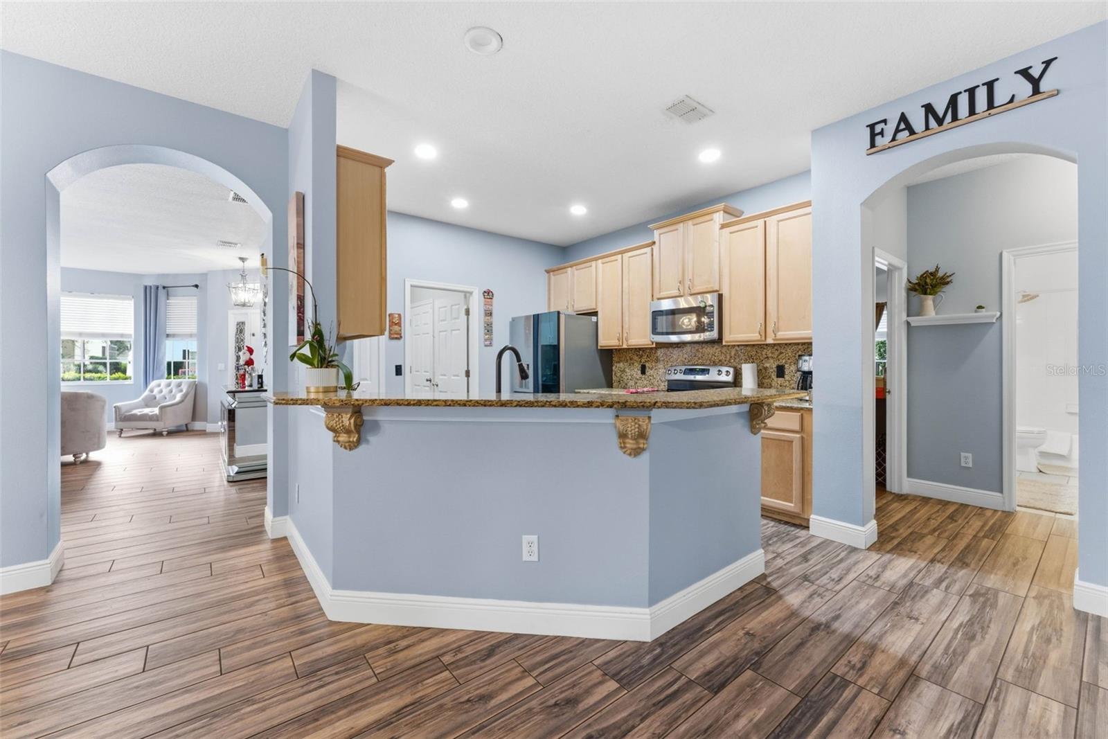 RYBOLT RESERVE PH 01 49 95 - Residential