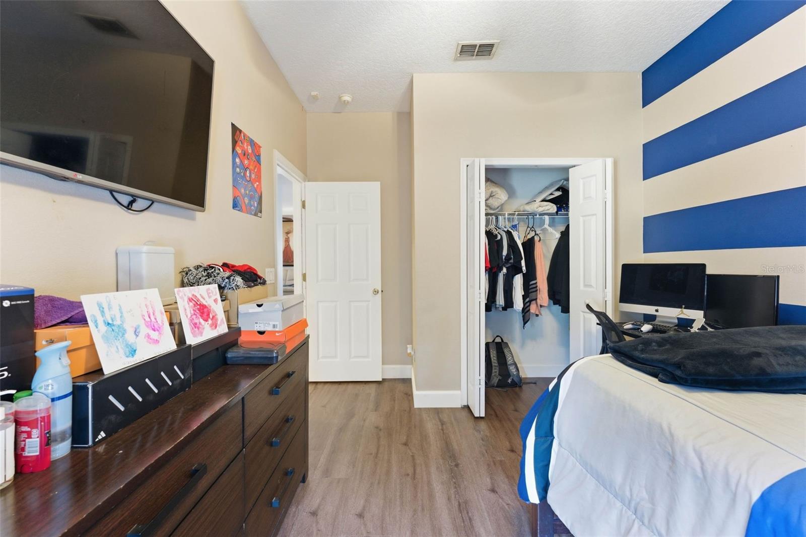 RYBOLT RESERVE PH 01 49 95 - Residential