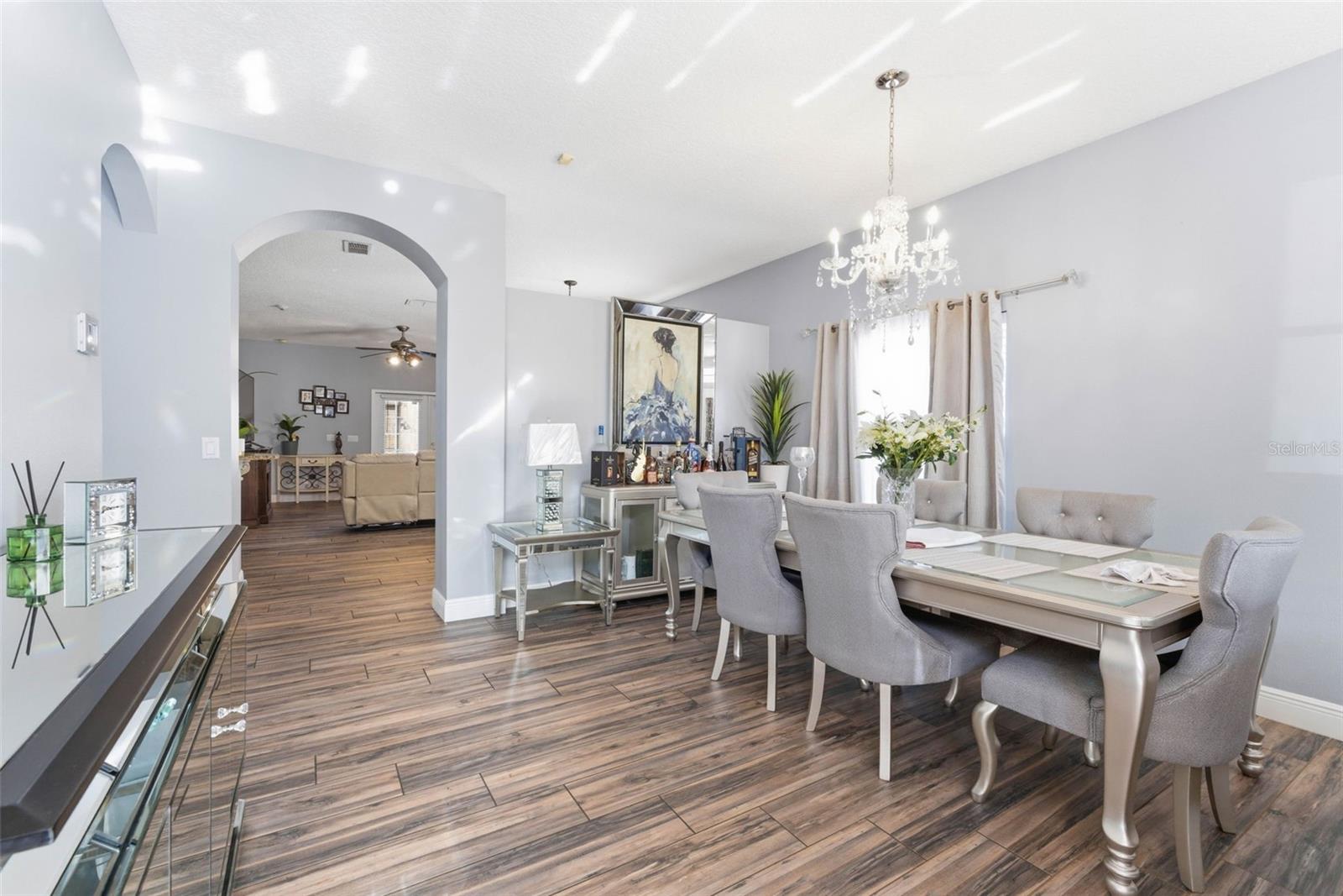 RYBOLT RESERVE PH 01 49 95 - Residential