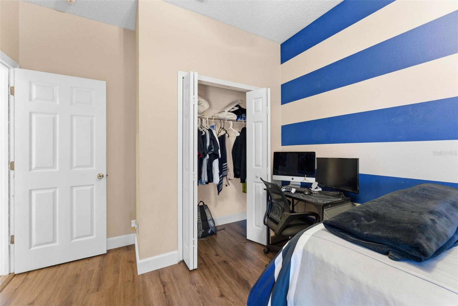 RYBOLT RESERVE PH 01 49 95 - Residential