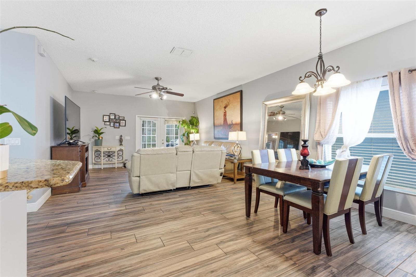 RYBOLT RESERVE PH 01 49 95 - Residential