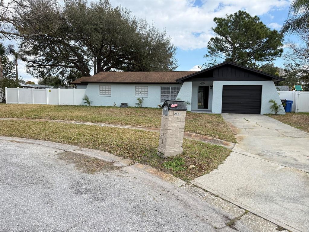 Photo of 14109 Lonewood Place, Tampa, FL 33625 (MLS # TB8477671)