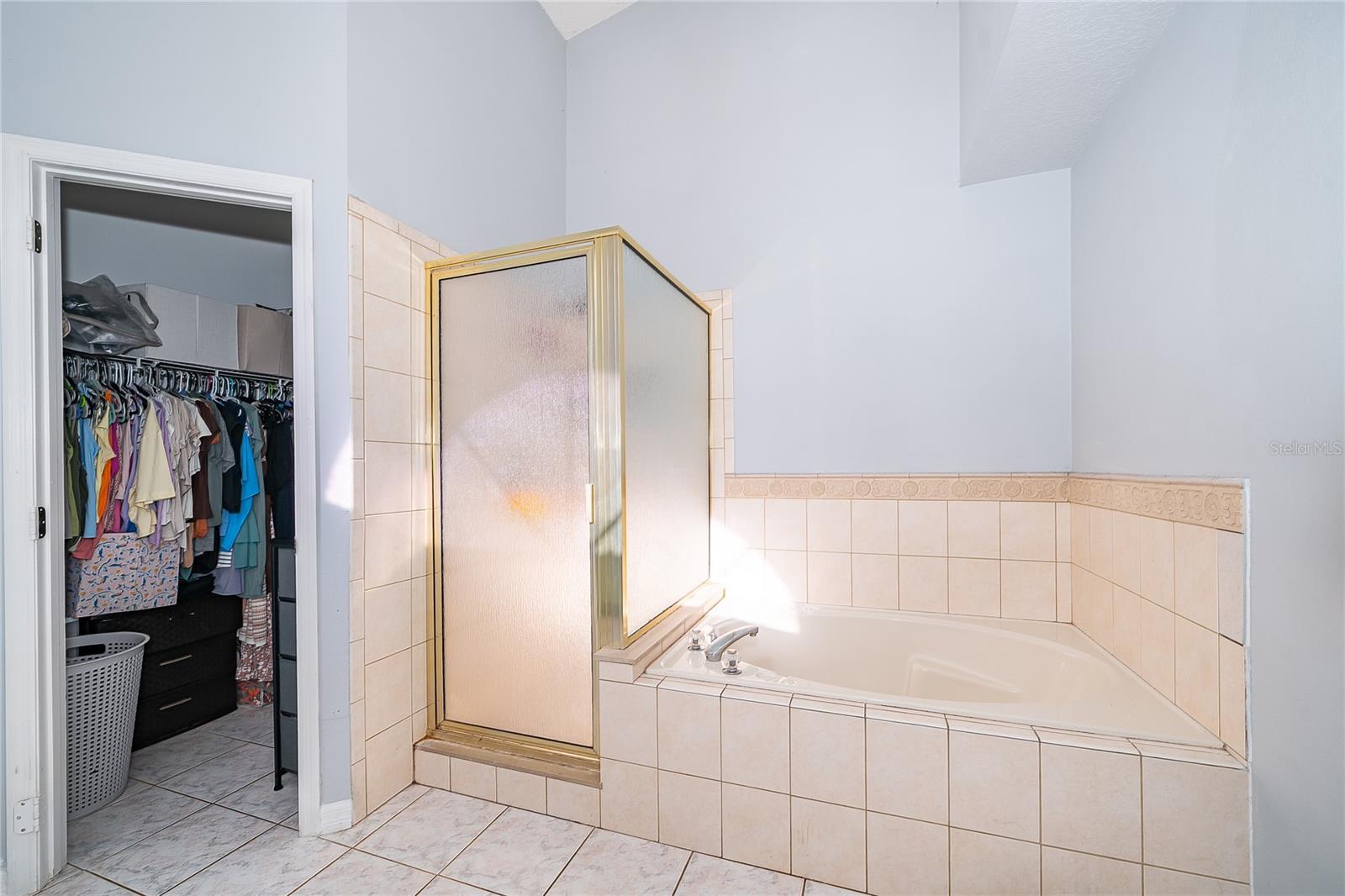 TUSCA OAKS - Residential