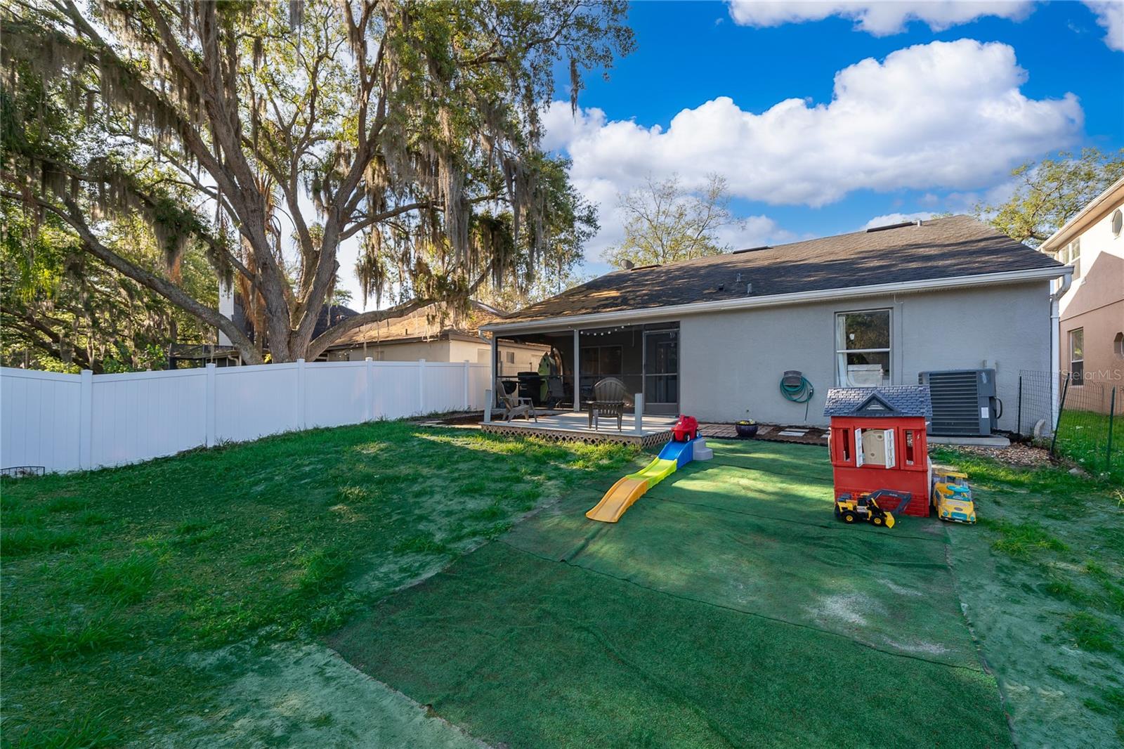 TUSCA OAKS - Residential