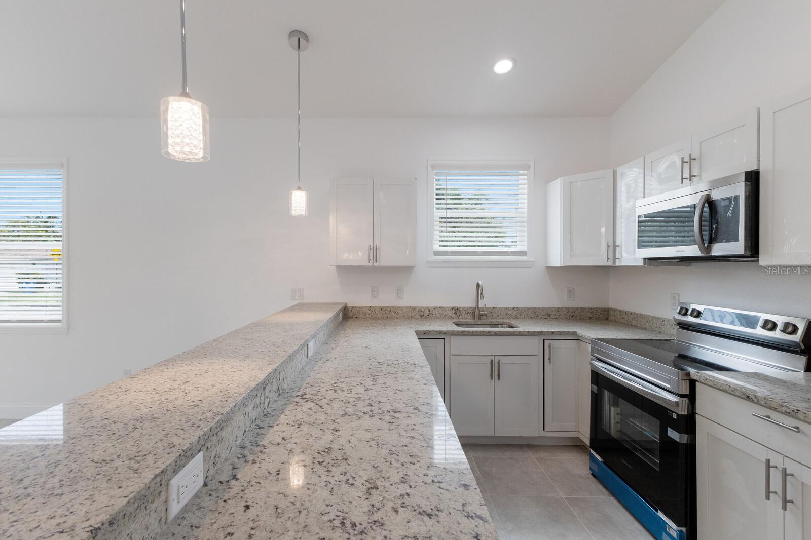 MRS F N HORTONS ADD TO BRAIDENTOWN - Residential