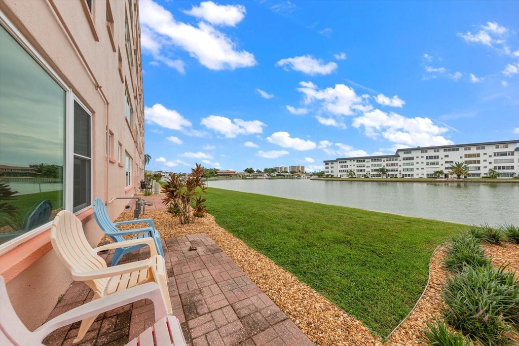 Photo of 6025 Shore Boulevard S #107, Gulfport, FL 33707 (MLS # TB8552799)