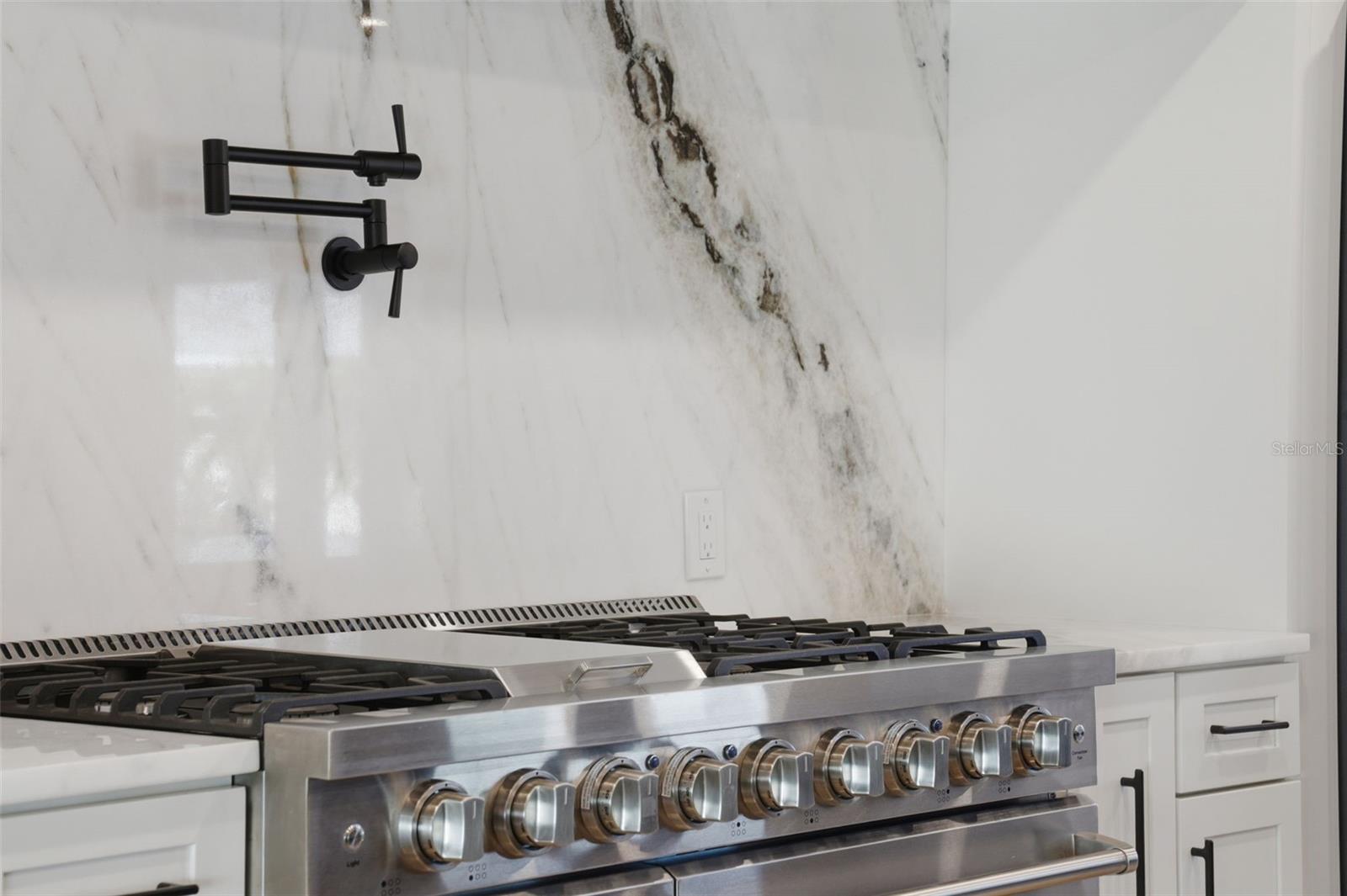 LEMON BAY ESTATES - Residential