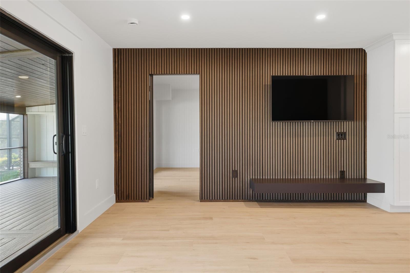 LEMON BAY ESTATES - Residential