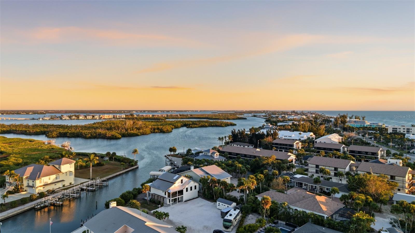 LEMON BAY ESTATES - Residential