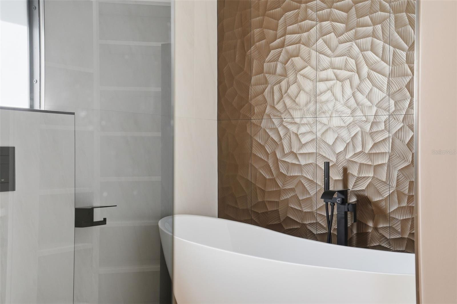 LEMON BAY ESTATES - Residential