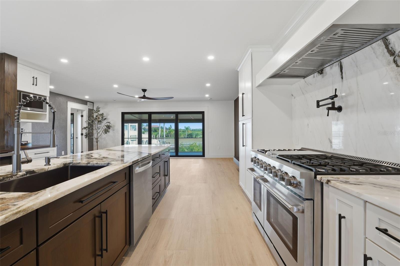 LEMON BAY ESTATES - Residential