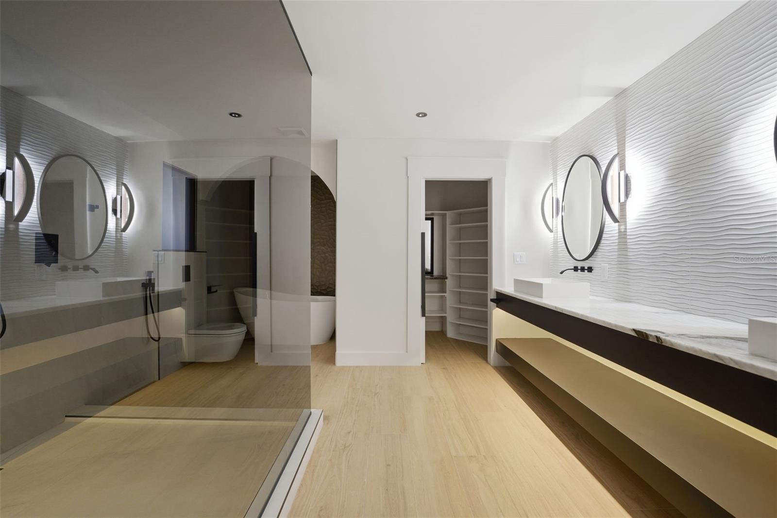 LEMON BAY ESTATES - Residential