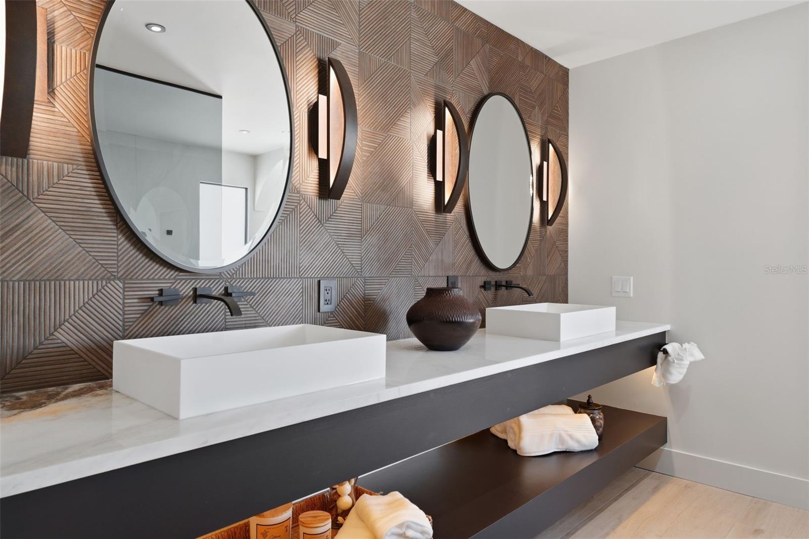 LEMON BAY ESTATES - Residential