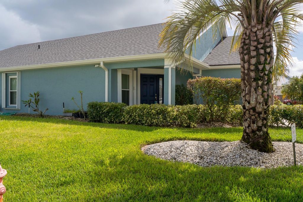 Photo of 2539 Boots Road, Lakeland, FL 33810 (MLS # L4956414)