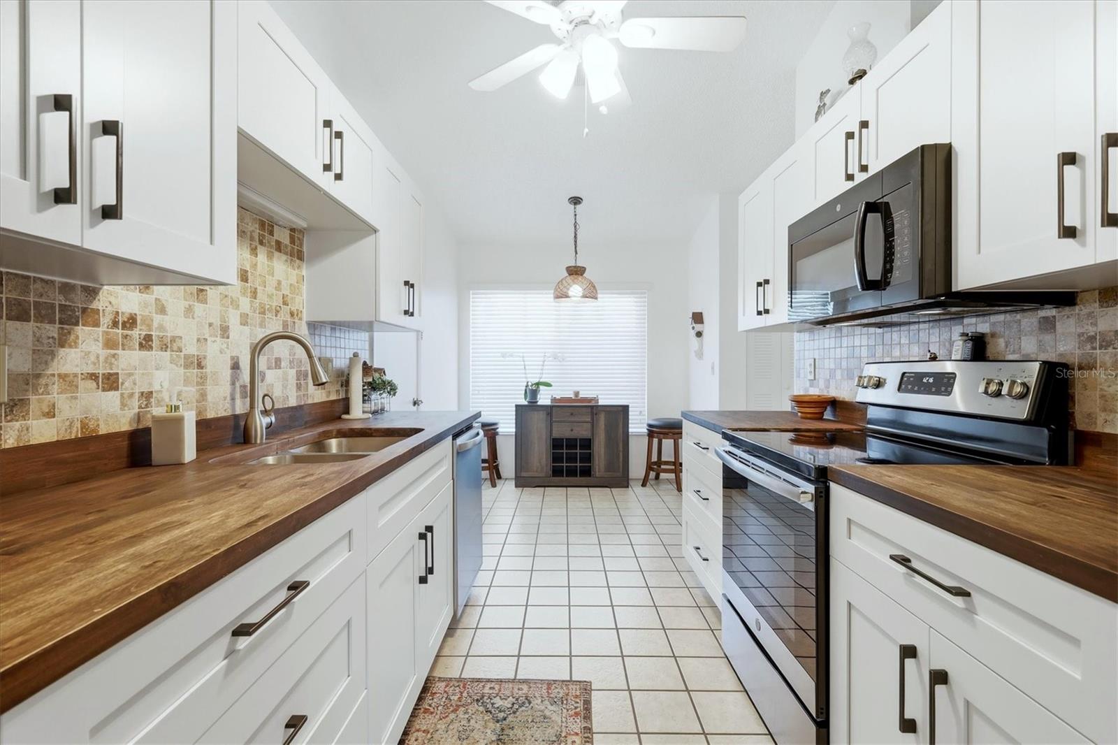 SANDPOINTE ESTATES UNIT II - Residential