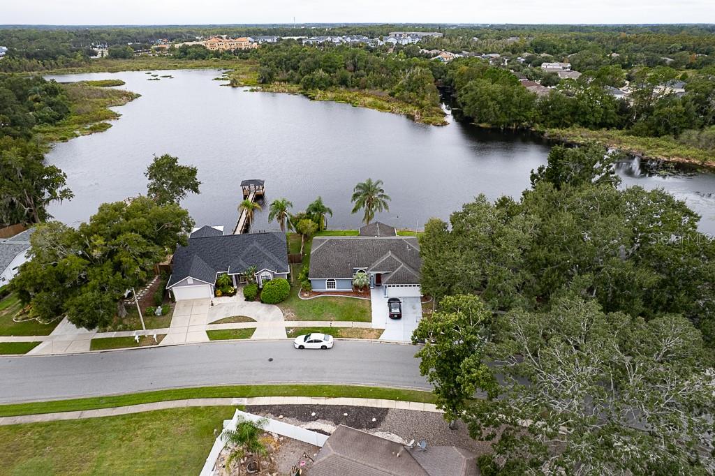 TWIN LAKE - Residential