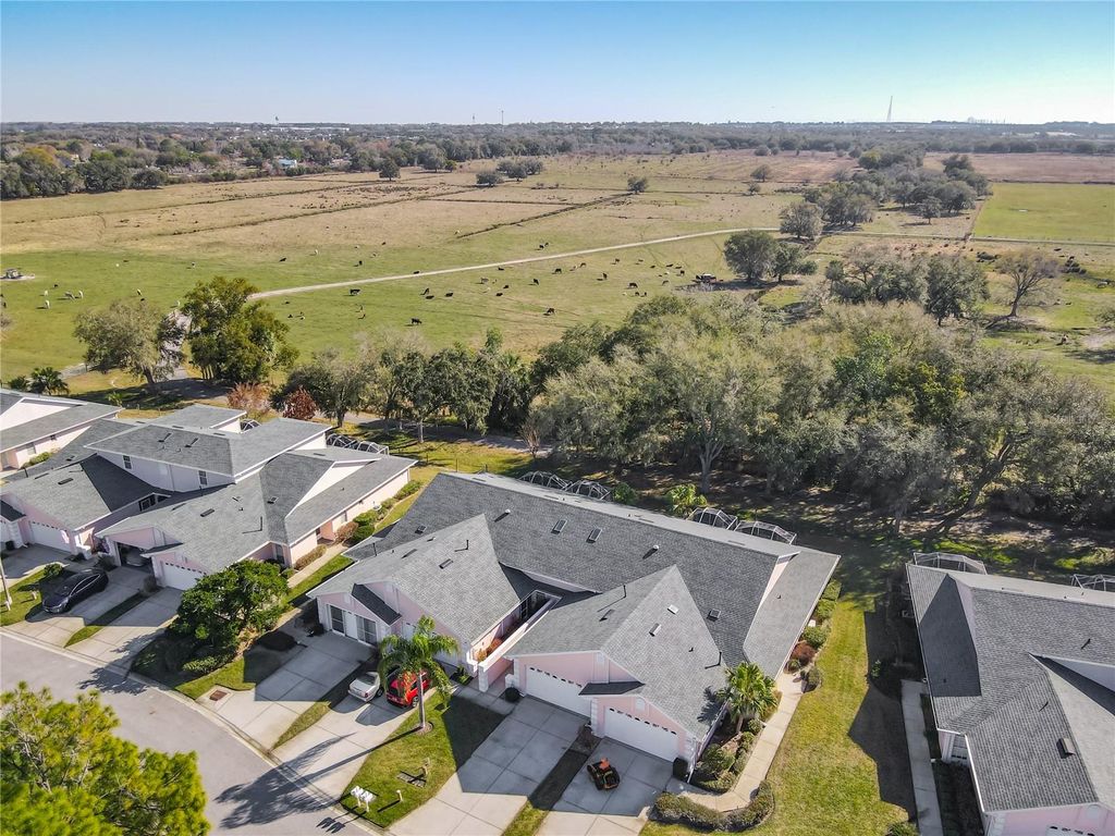 Photo of 47 Enclave Drive, Winter Haven, FL 33884 (MLS # P4937867)