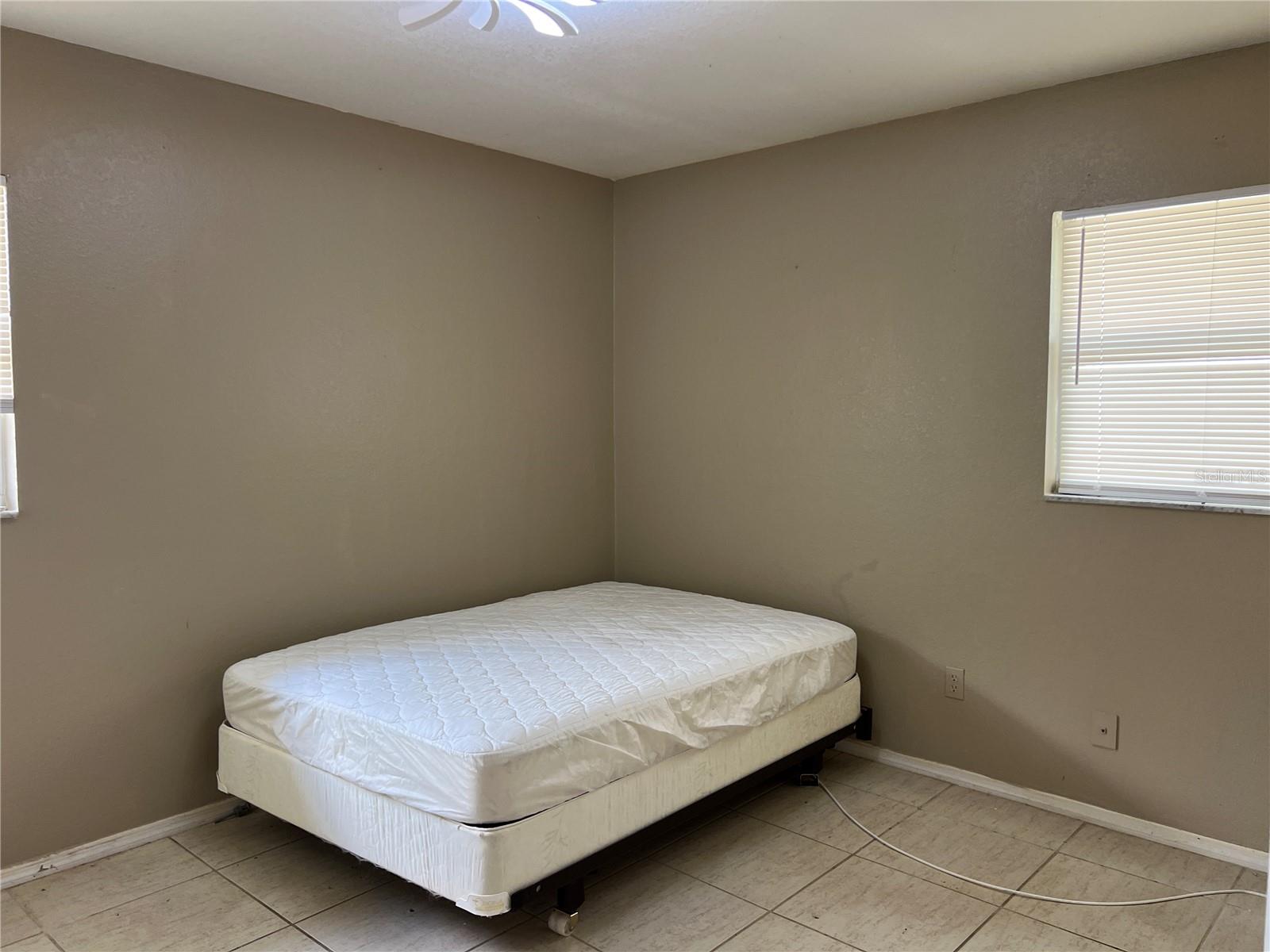 SUMMERSET NORTH SEC 6 - Residential Lease