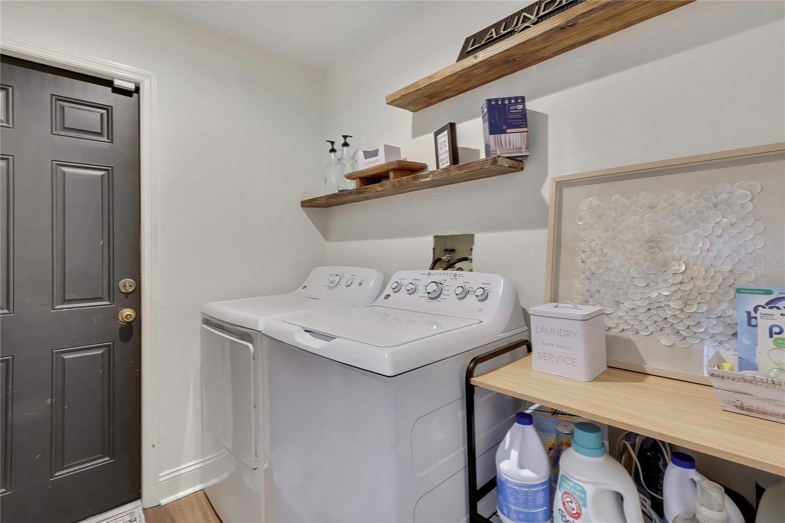 SPRING HILL - Residential