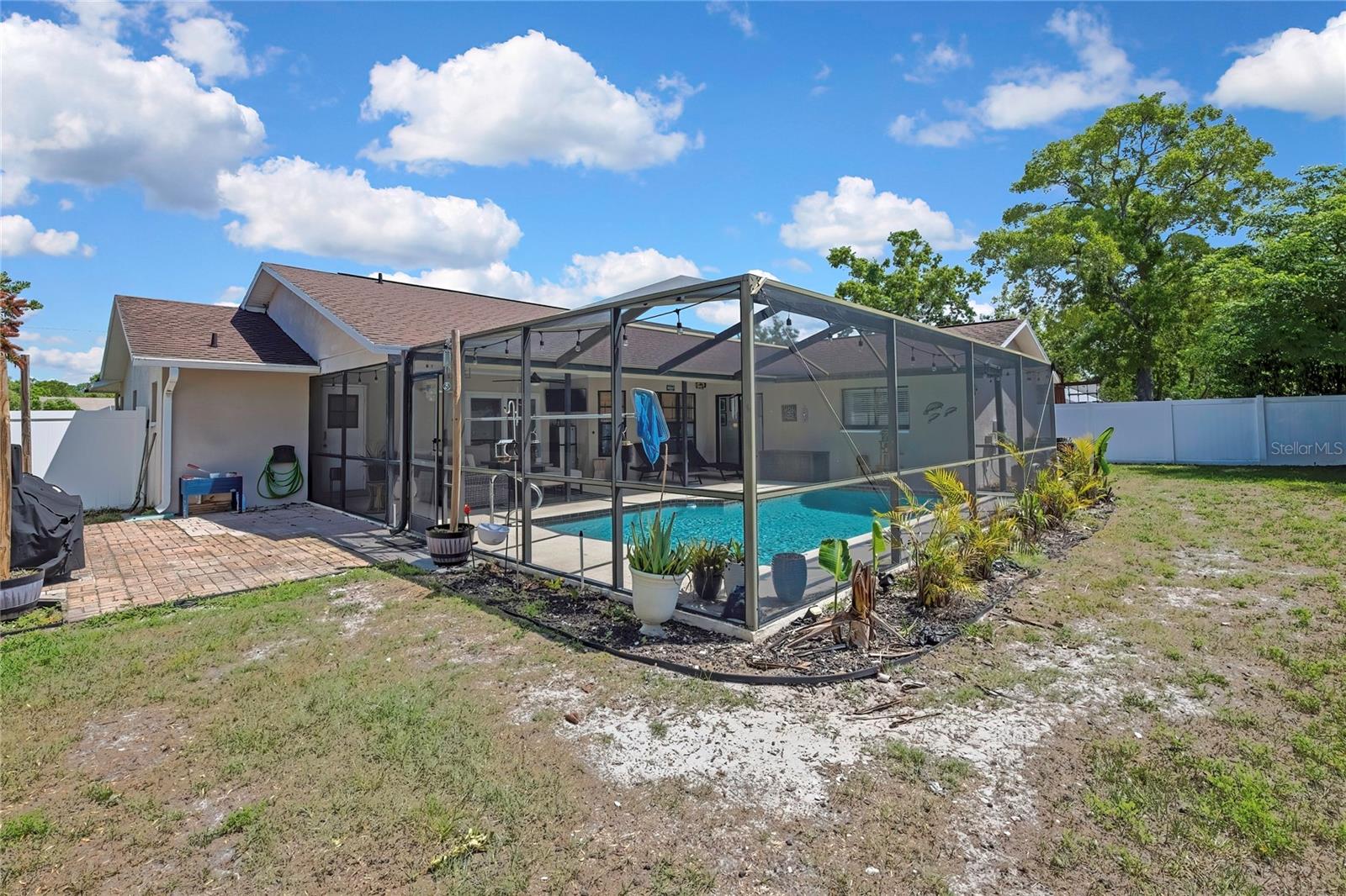 SPRING HILL - Residential