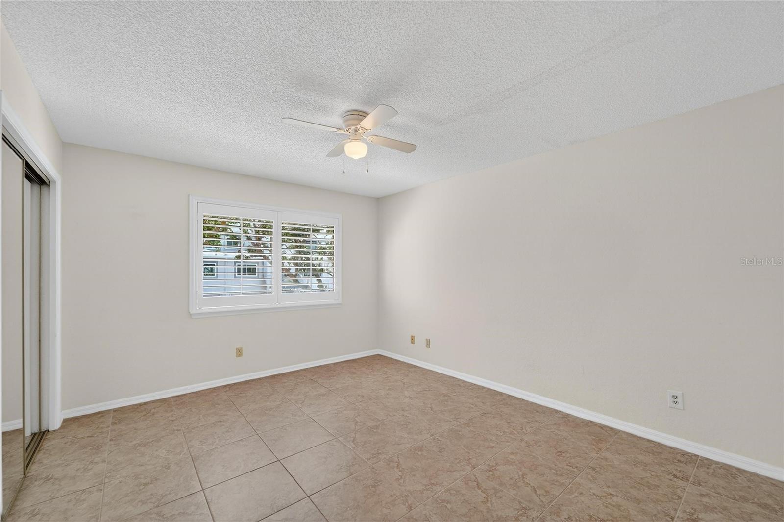 TARA CAY III - Residential