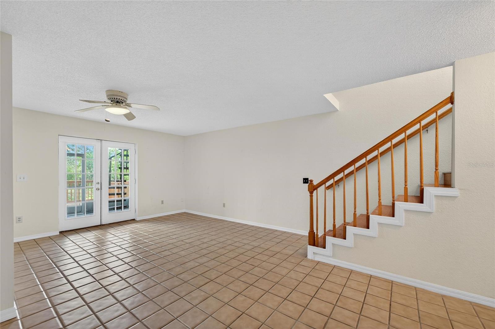 TARA CAY III - Residential