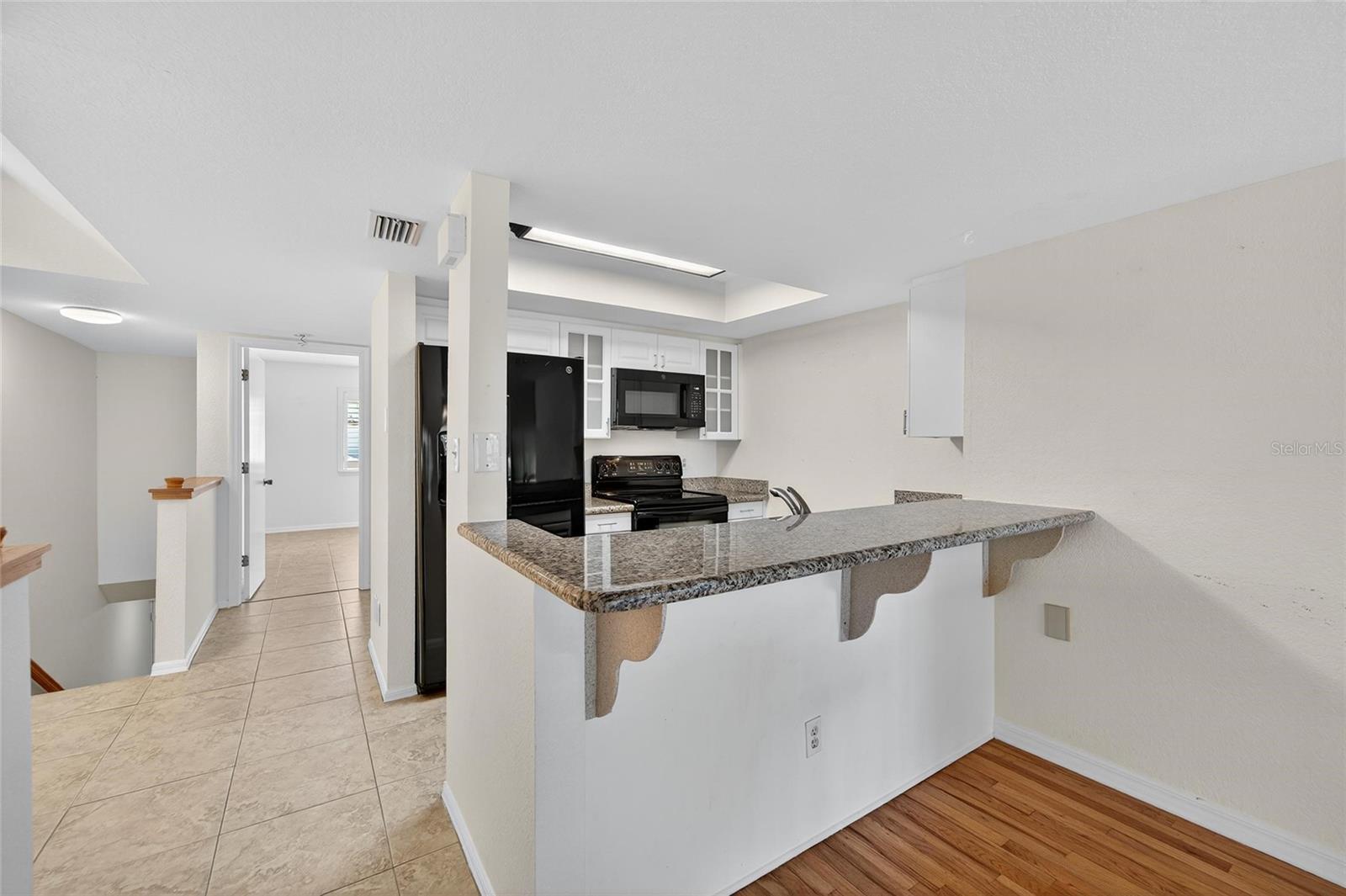 TARA CAY III - Residential