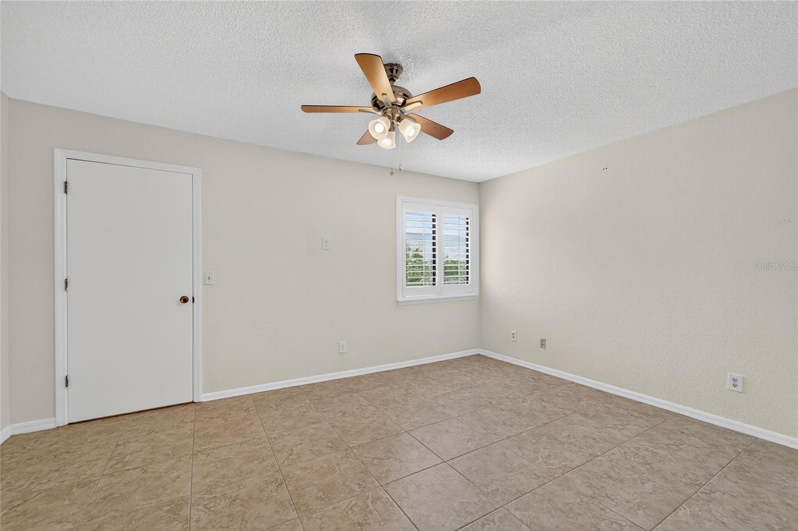 TARA CAY III - Residential
