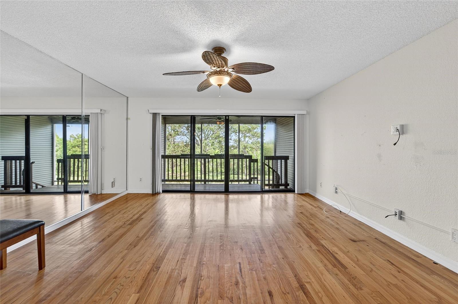 TARA CAY III - Residential