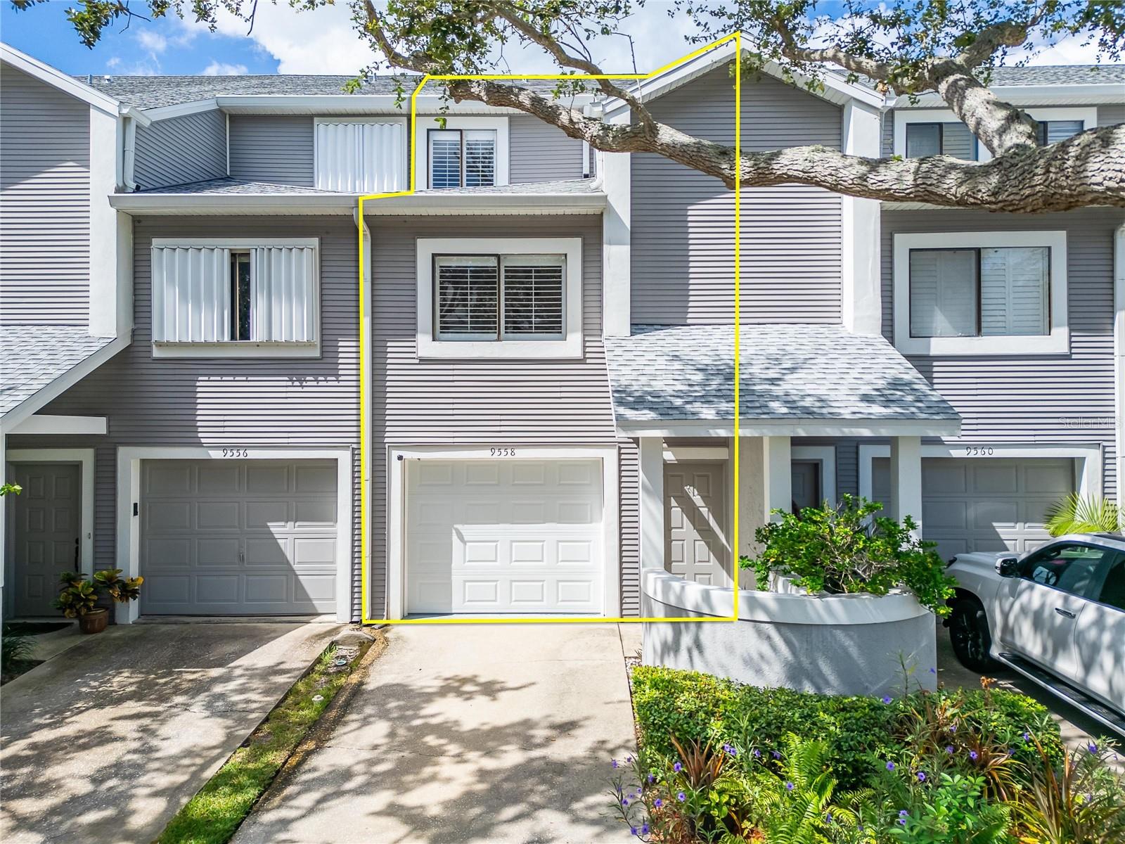 TARA CAY III - Residential