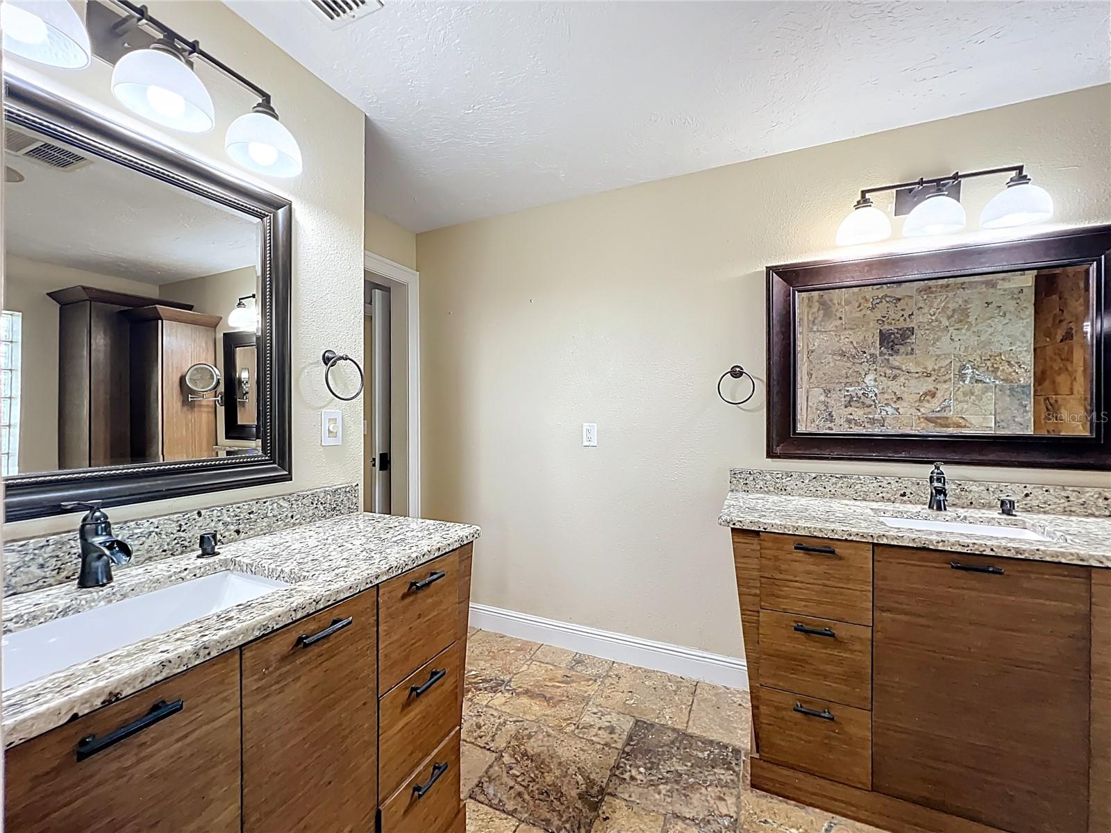 VILLAGE AT BLACK BEAR UNIT 04 LT 59 PB 51 - Residential