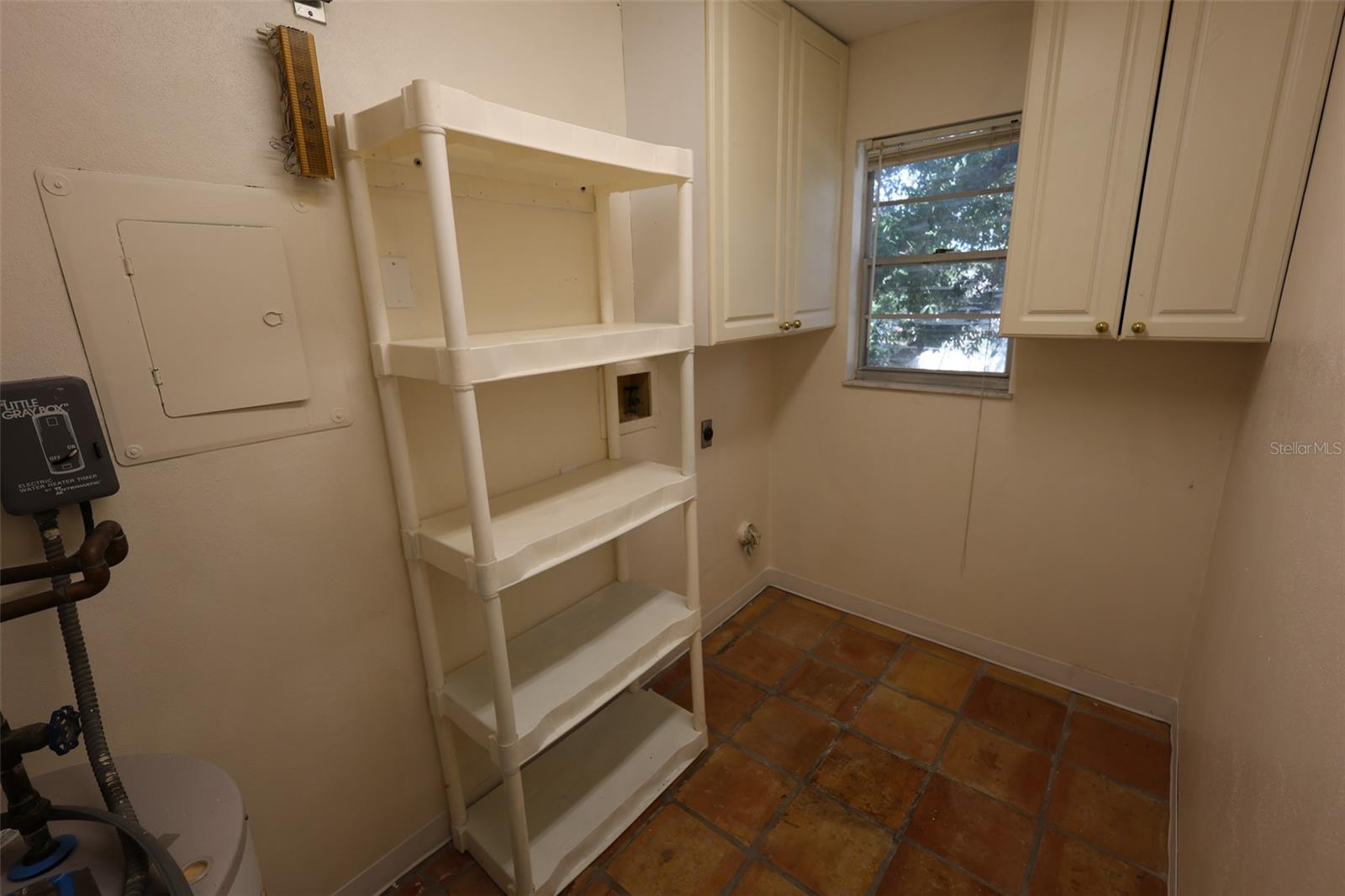 OAK LAKE PARK CONDO - Residential Lease