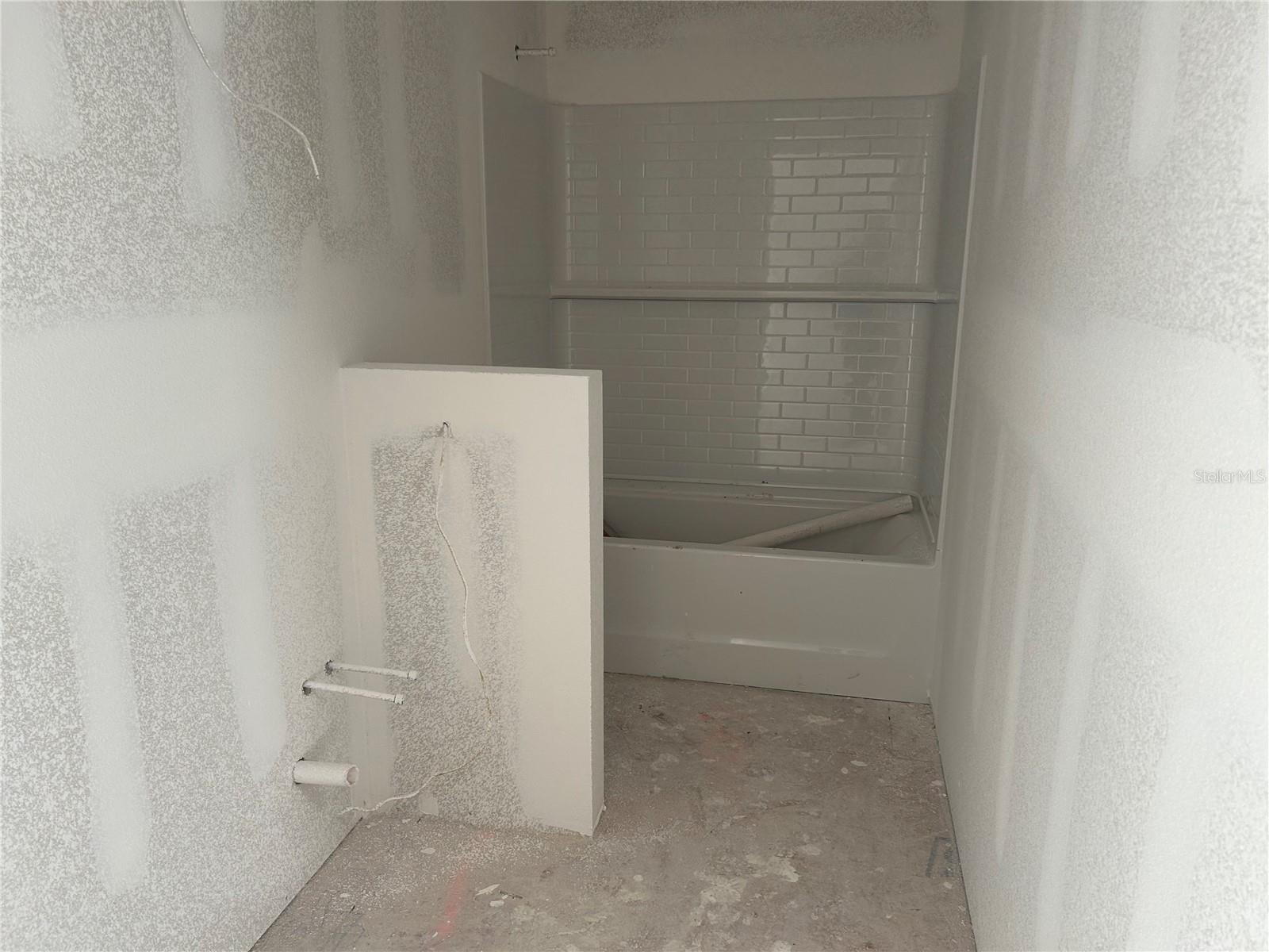 OAKFIELD TRAILS WEST - Residential