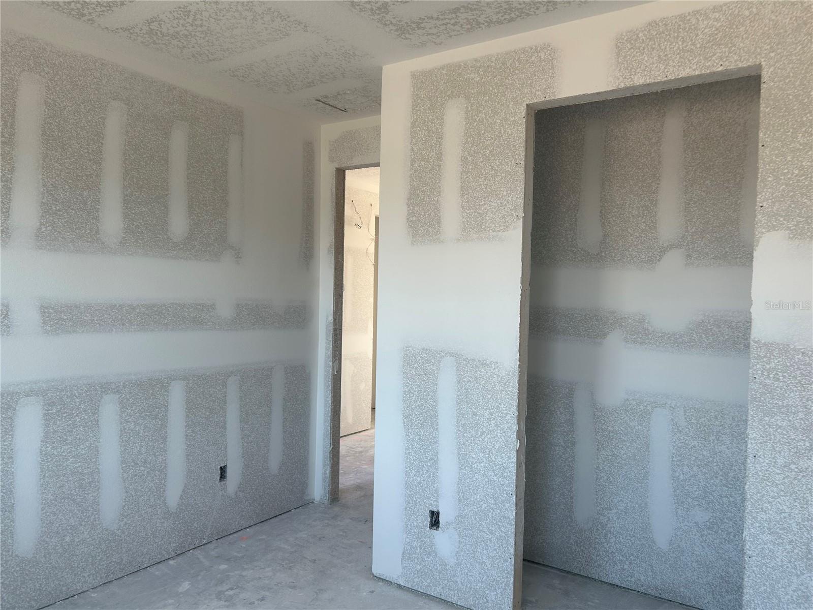 OAKFIELD TRAILS WEST - Residential