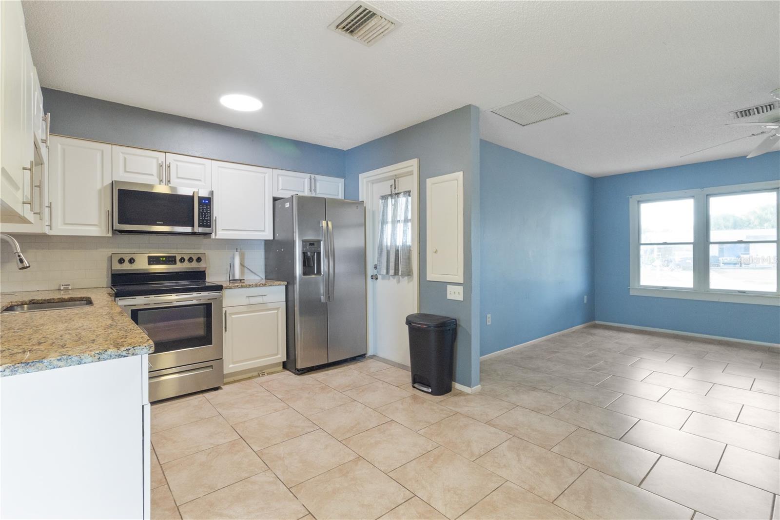 PORT CHARLOTTE SUB 41 - Residential Lease