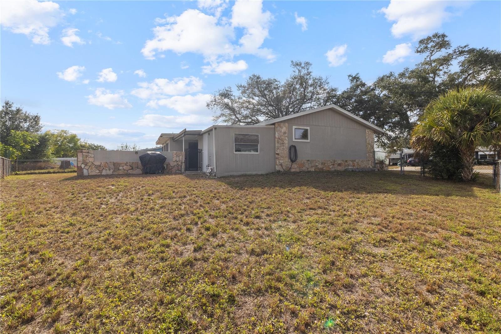 PORT CHARLOTTE SUB 41 - Residential Lease