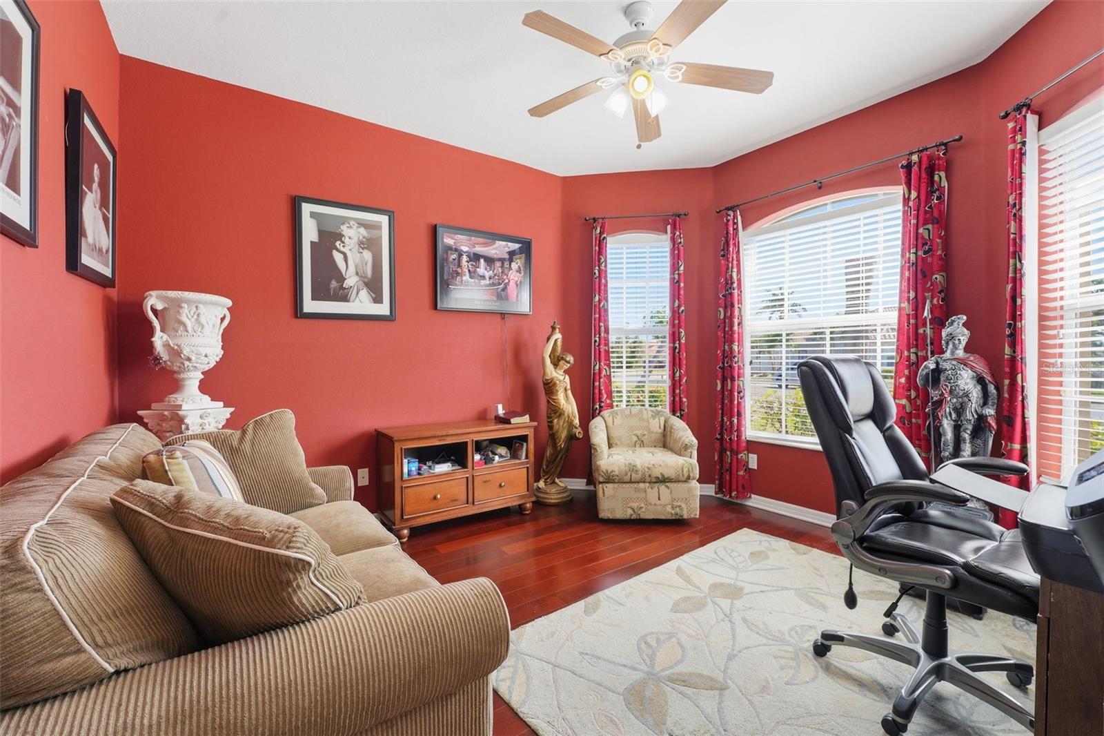 TALON BAY - Residential