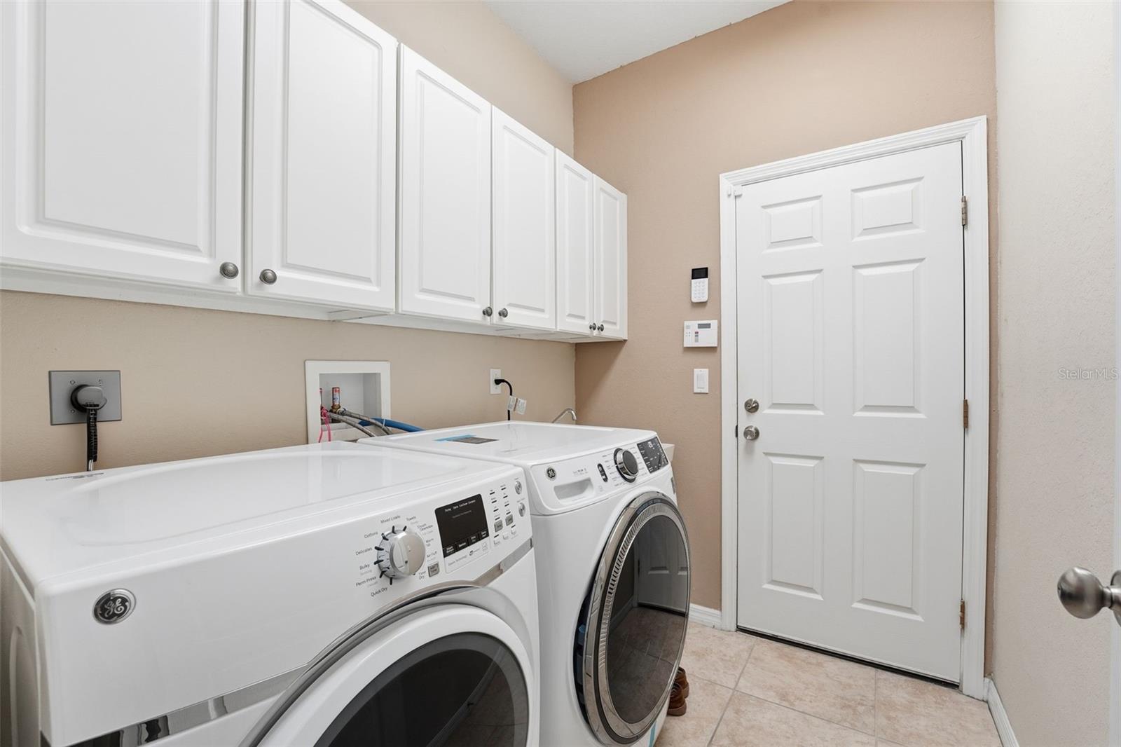 TALON BAY - Residential