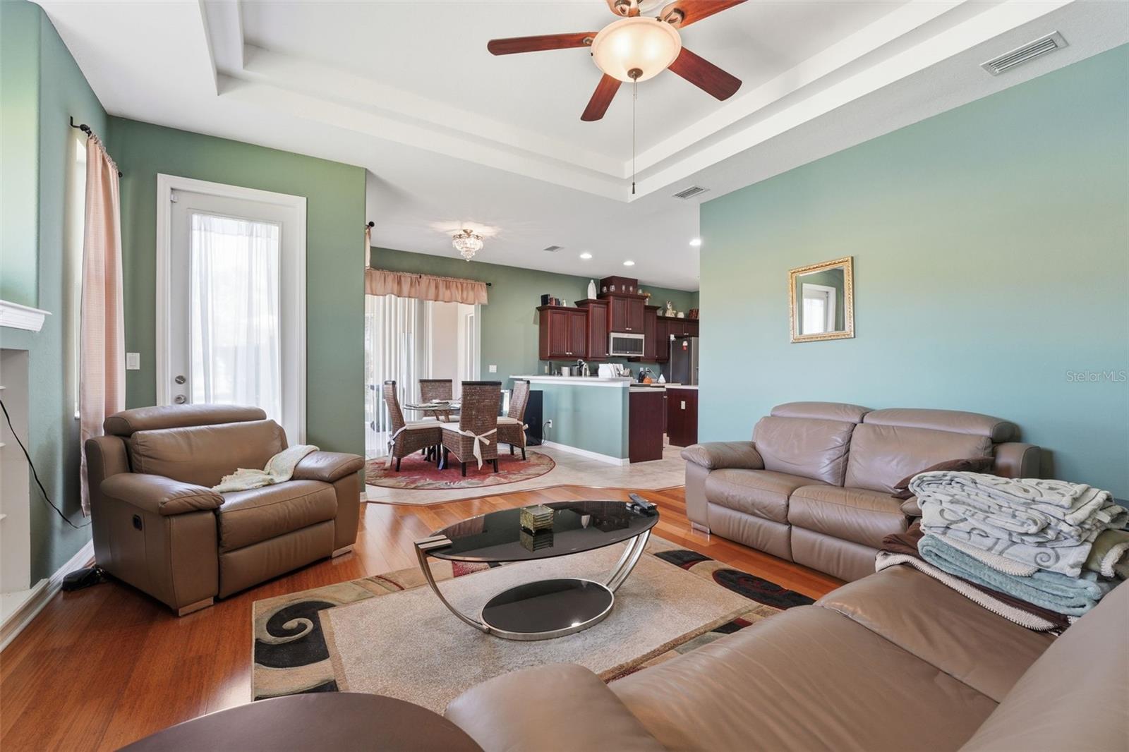 TALON BAY - Residential