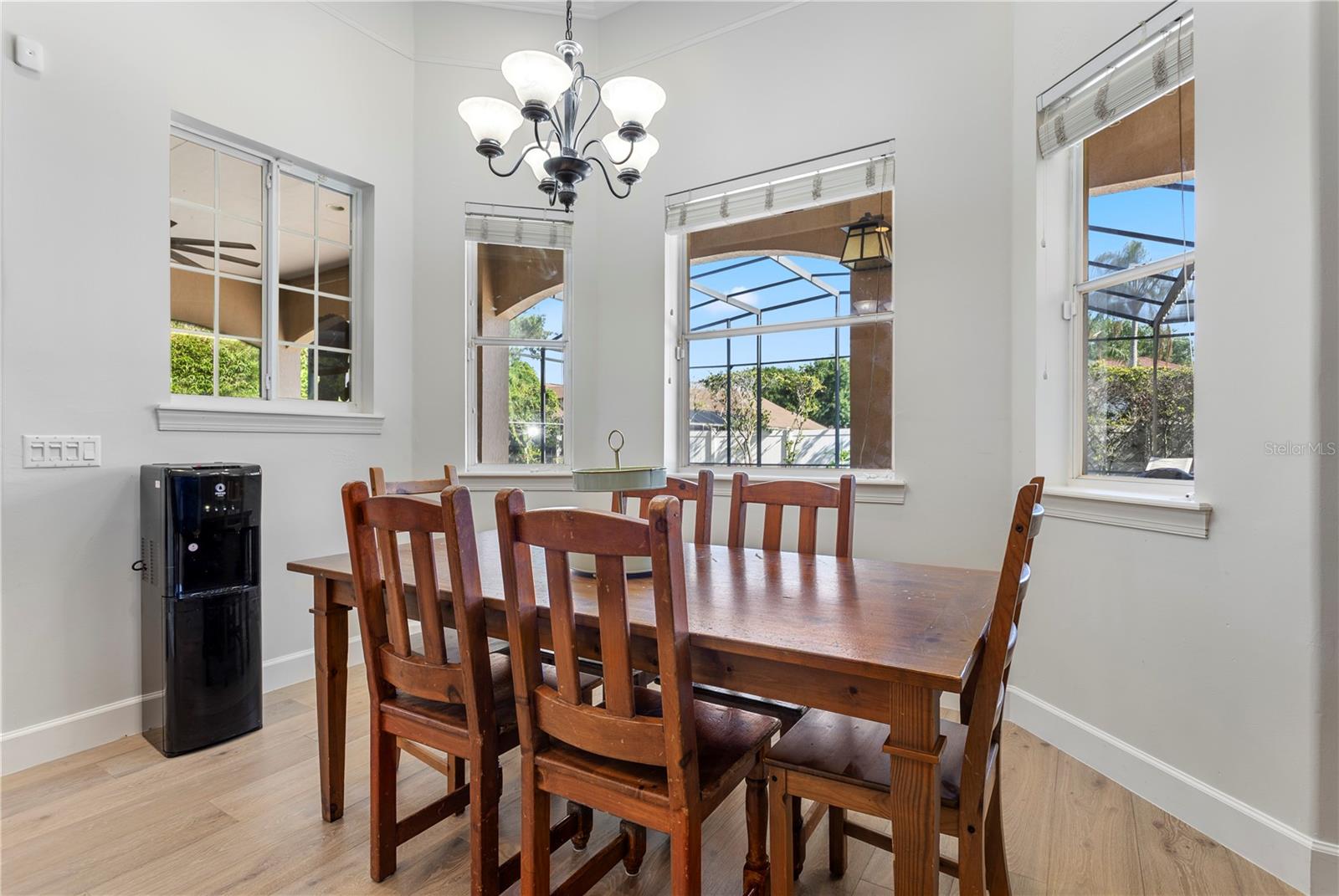 WINDSOR HILL - Residential