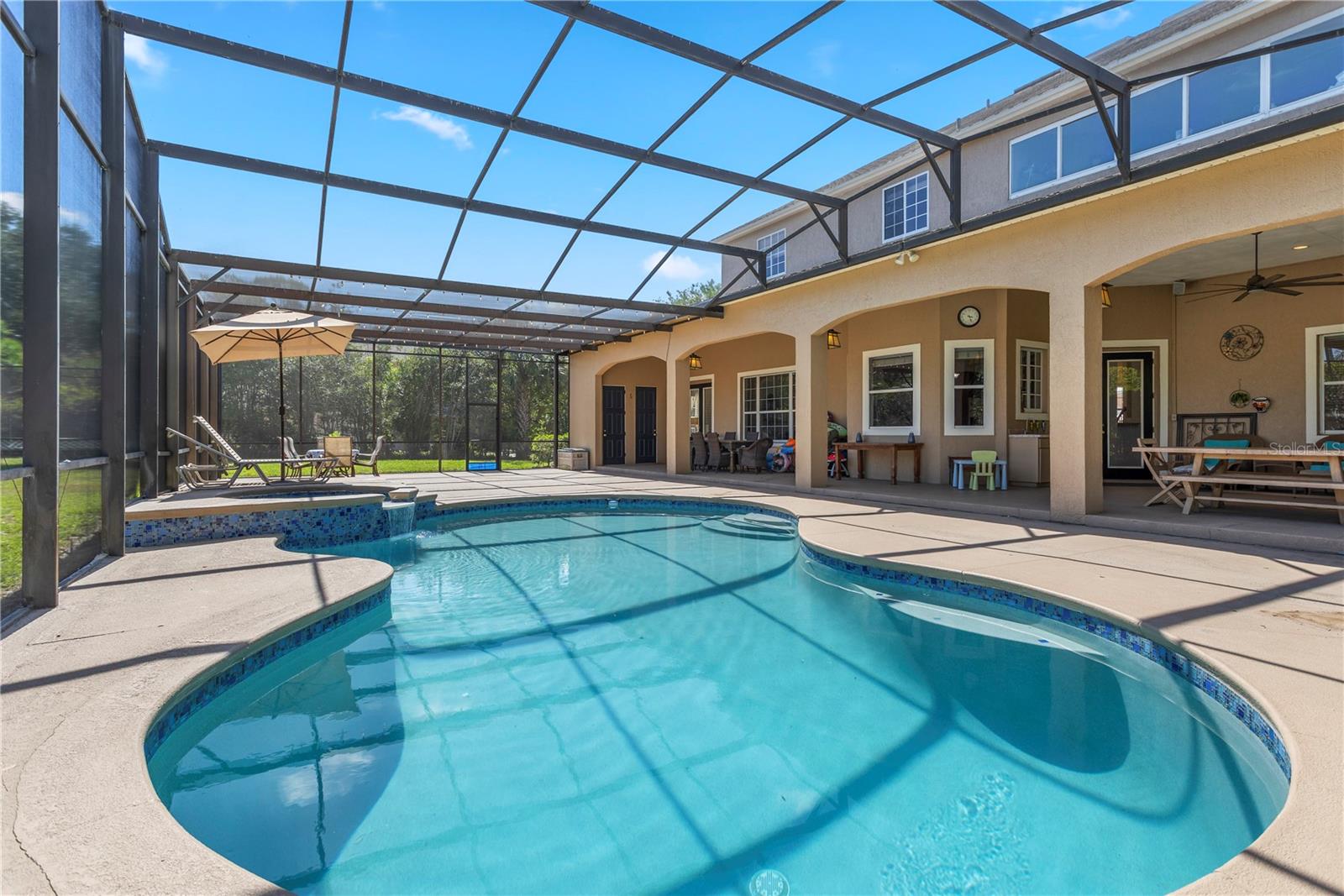 WINDSOR HILL - Residential
