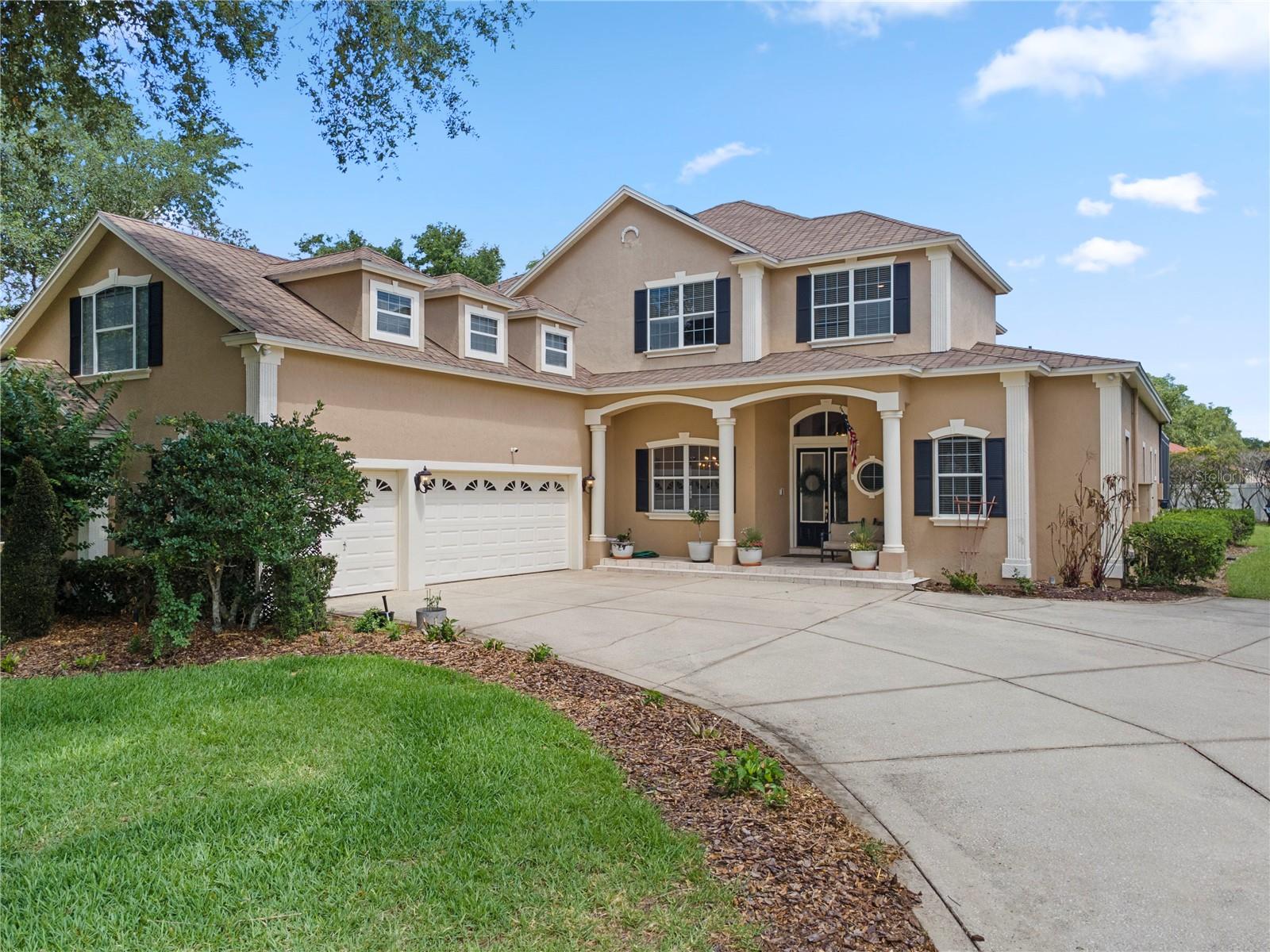 WINDSOR HILL - Residential