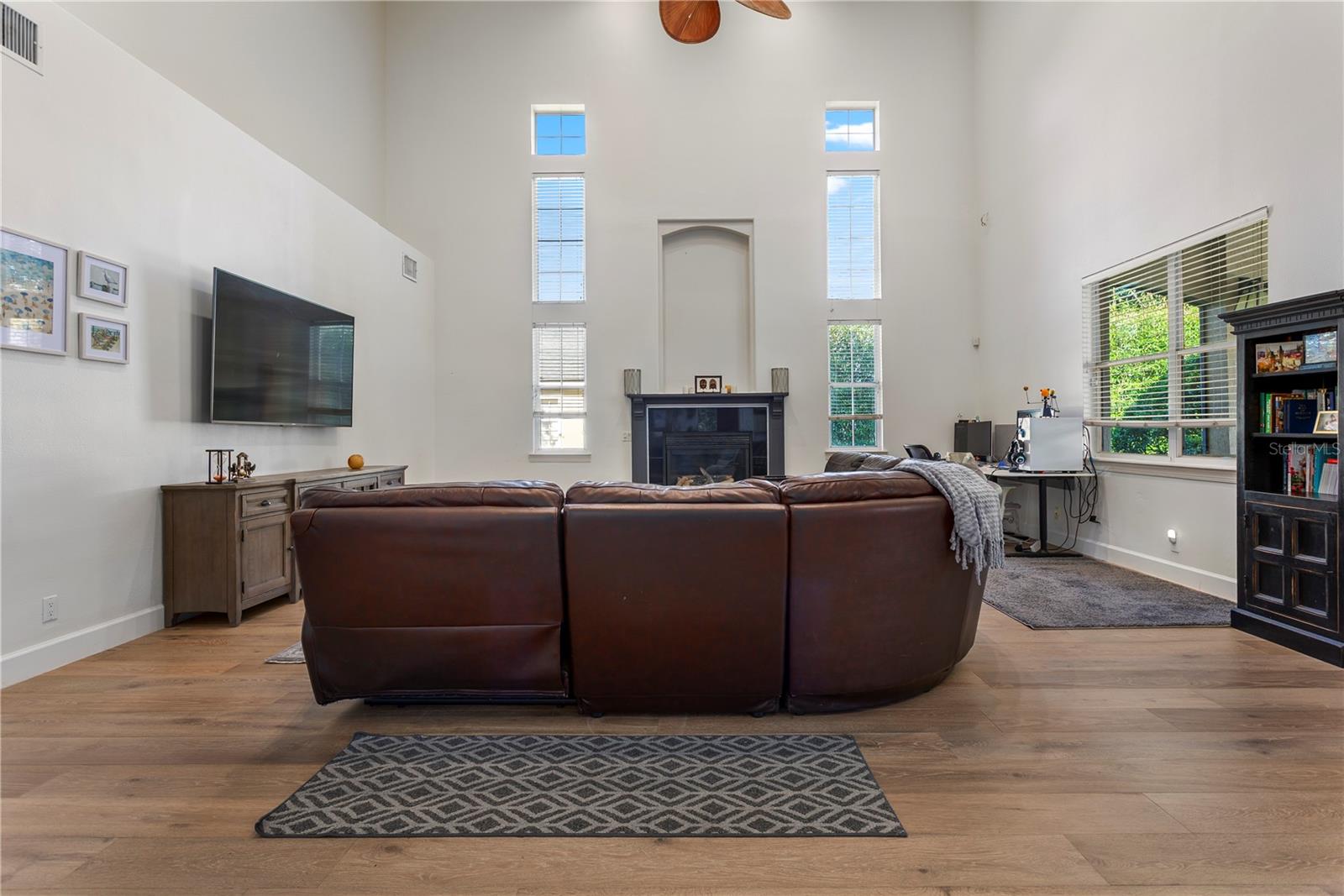 WINDSOR HILL - Residential