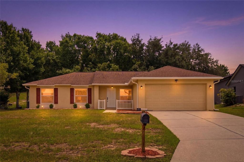 Photo of 13326 Pinyon Drive, Clermont, FL 34711 (MLS # G5115188)