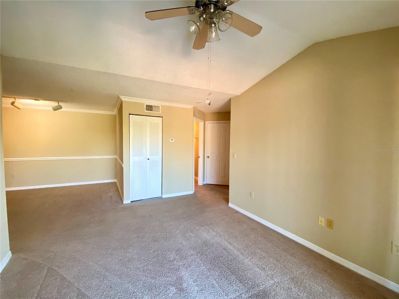 VILLAS AT LAKESIDE - Residential Lease