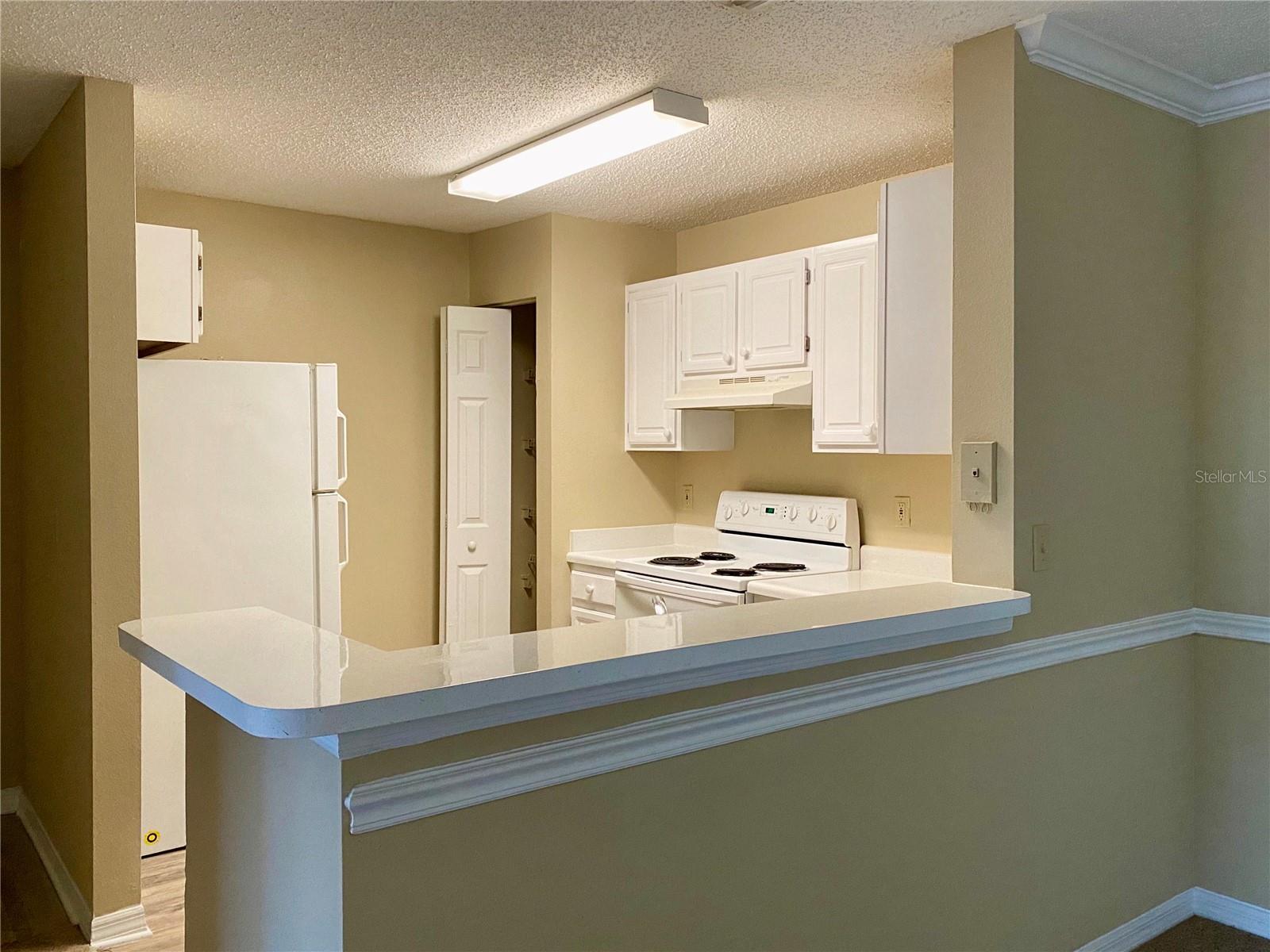 VILLAS AT LAKESIDE - Residential Lease